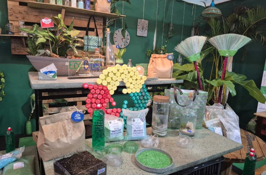  Projeto transforma vidro e resíduos descartados na 54ª Expofeira do AP em produtos e renda