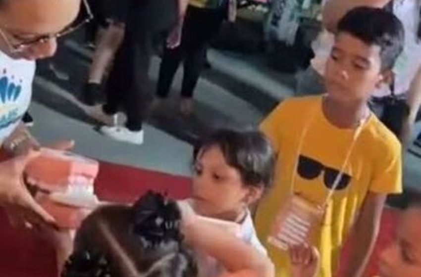  Na Expofeira do AP, oficina ensina crianças a cuidarem da saúde bucal: ‘aprendem brincando'