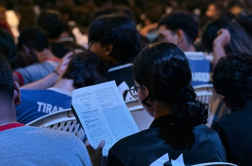  'Aulão Show' reúne estudantes da rede pública do Amapá na reta final para o Enem 2025; FOTOS