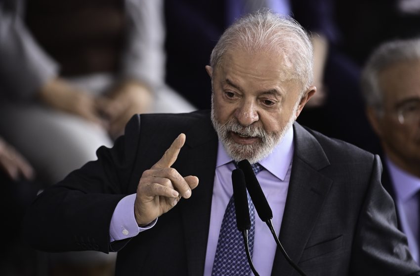 Lula envia ao Congresso MP do reajuste das forças de segurança do DF e PL de carreiras da União