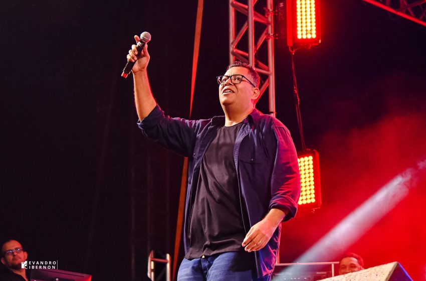  Show de Anderson Freire marca fim do 2º Retirão de Carnaval em Macapá