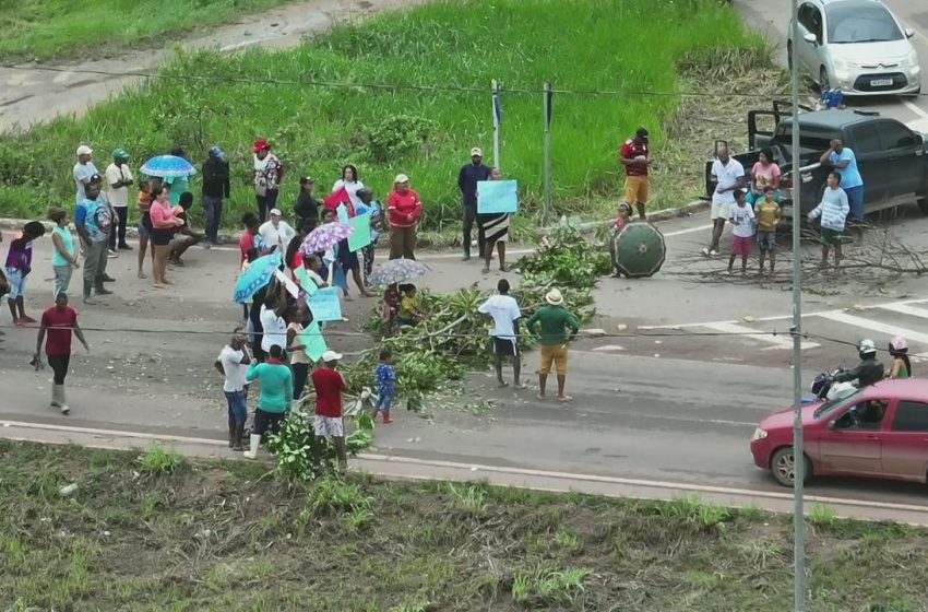  Quilombolas bloqueiam BR-210 no Amapá contra invasão de terras