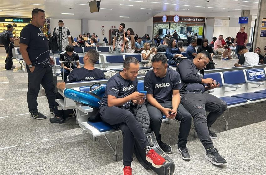  Equipe do cantor Pablo do Arrocha estava no voo inspecionado no AP após suspeita de artefato explosivo