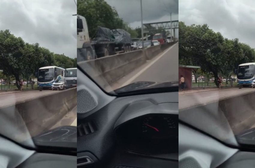  Carro é prensado entre caminhão e ônibus em rodovia do Amapá; VÍDEO