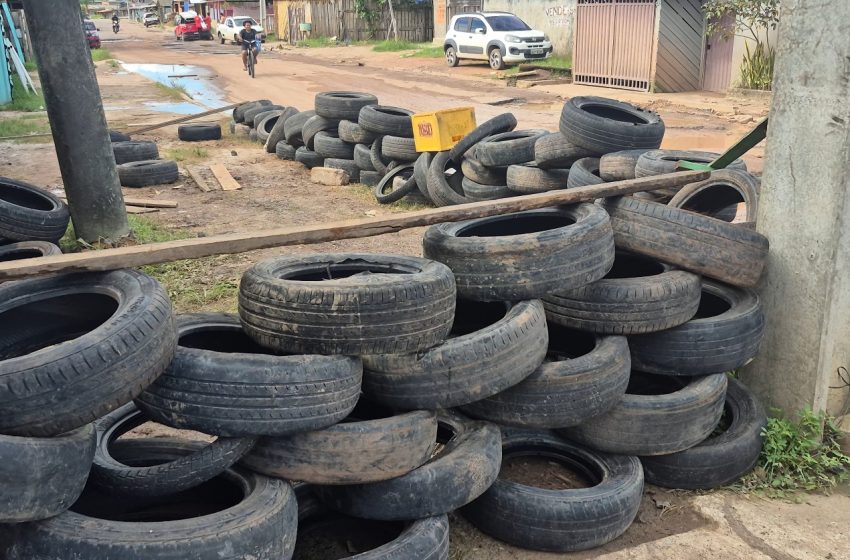  VÍDEO: motorista enfrenta rua esburacada na Zona Sul de Macapá e veículo recua
