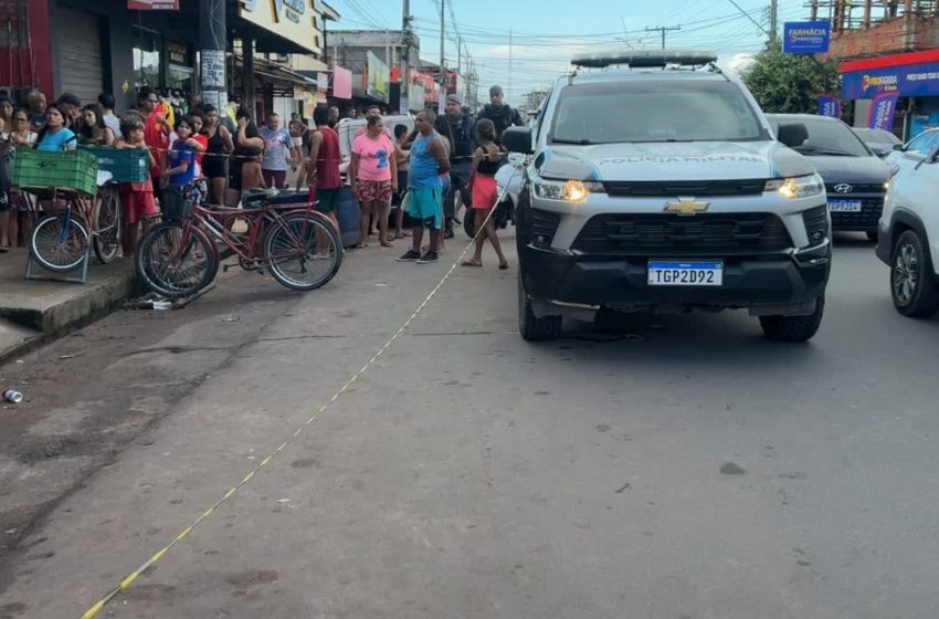  Homem é suspeito de matar jovem a facadas no AP; vítima se relacionava com esposa dele, diz polícia