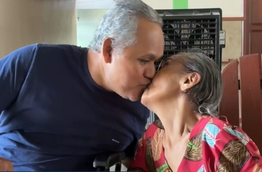  Casal que se conheceu em lar de idosos no AP vive relacionamento há 8 anos: ‘amor é tudo’