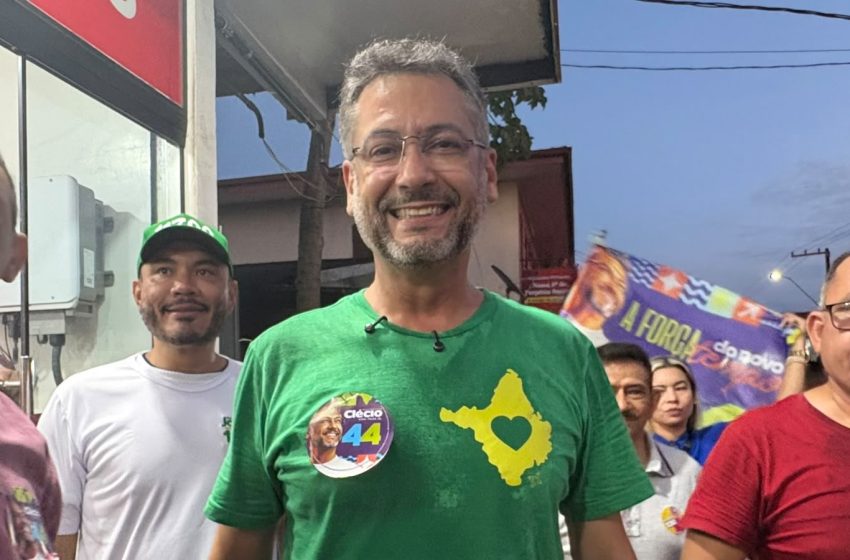 Clécio Luís participa de caminhada à tarde e de plenária à noite em Macapá