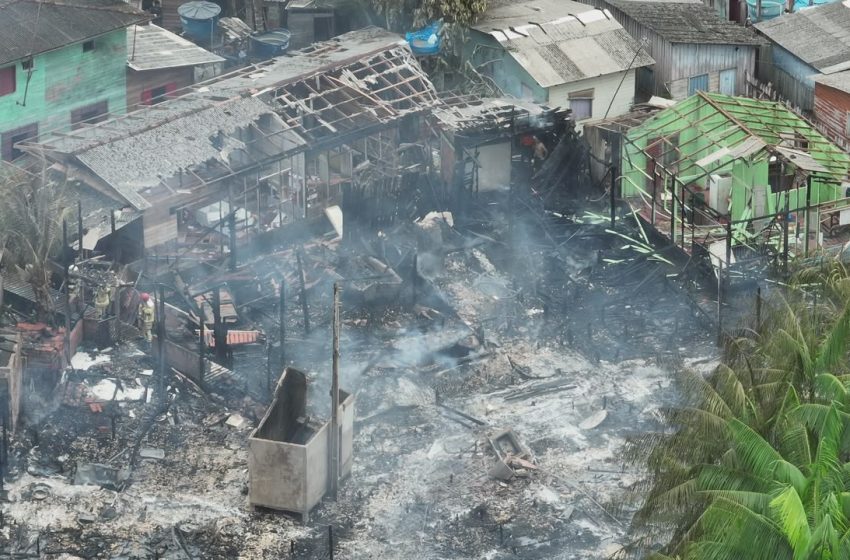  VÍDEO: cerca de 20 casas são destruídas durante incêndio em Santana, no Amapá