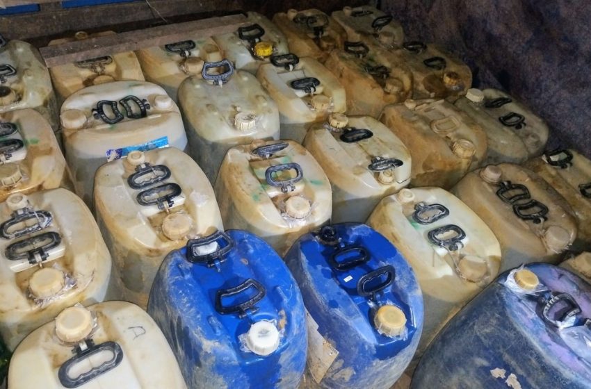  Quatro homens são presos com mais de 2 mil litros de combustível em Laranjal do Jari, no Amapá