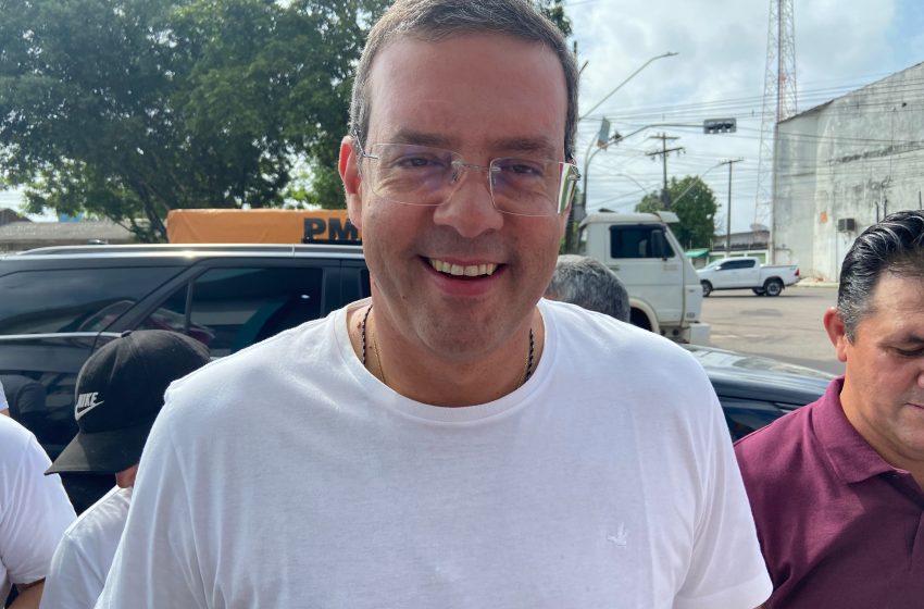  Dr. Furlan faz caminhadas em Macapá e participa de reunião em Santana